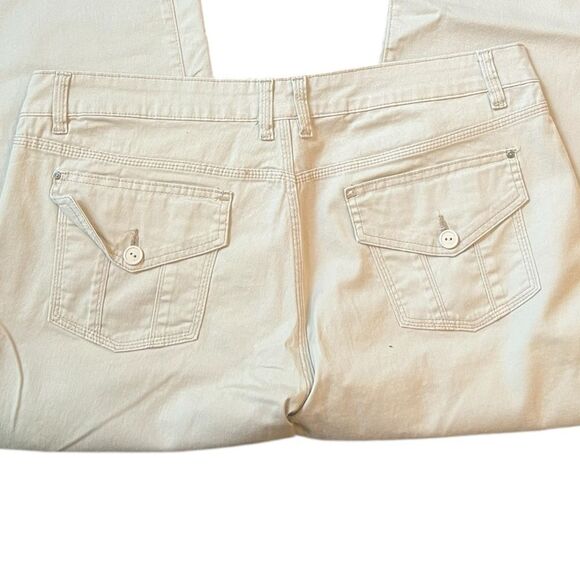 Cream Straight-Leg Pants - Falls Creek - Size 18 - Picture 2 of 3